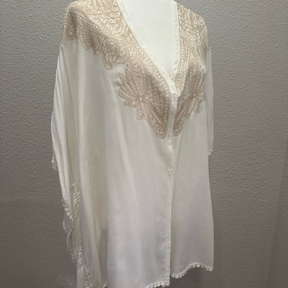 Elegant Cream Lace Kimono Cardigan